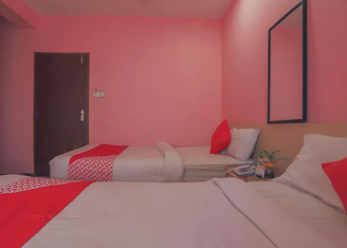 Oyo 789 Hotel Shivam Plaza